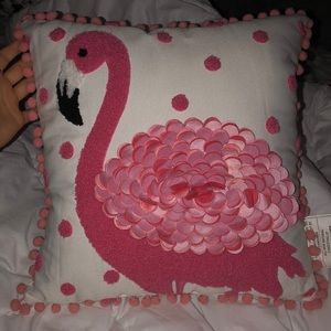 Decorative pillow